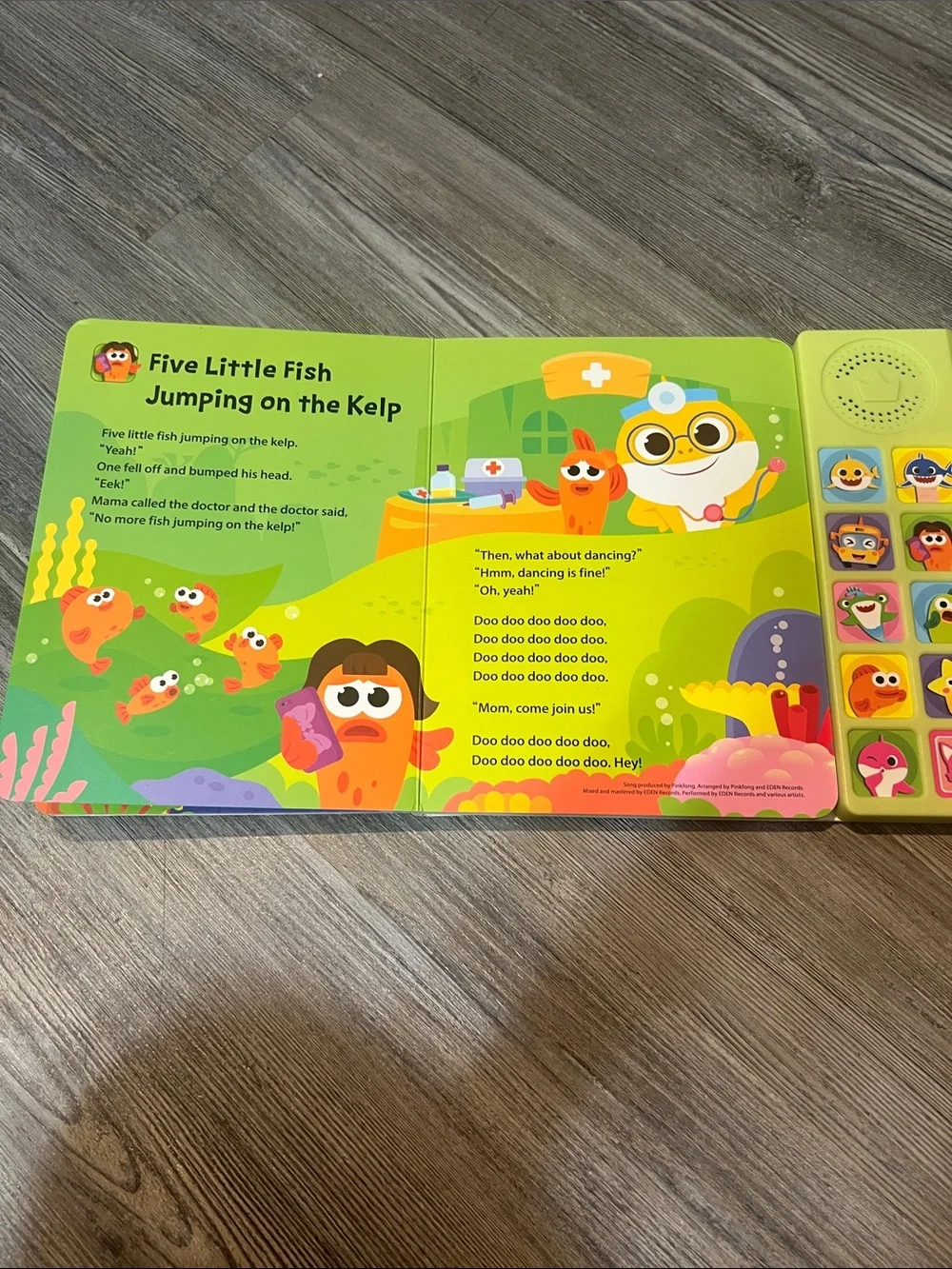 Baby Shark Sing-Alongs Sound Book